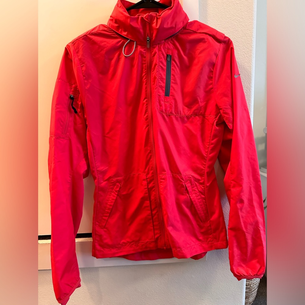 Nike athletic shell
